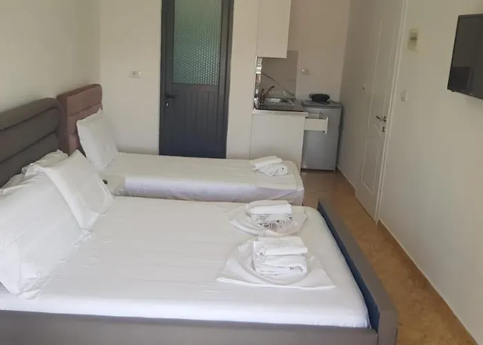 Dovinefa Appartement Ksamil