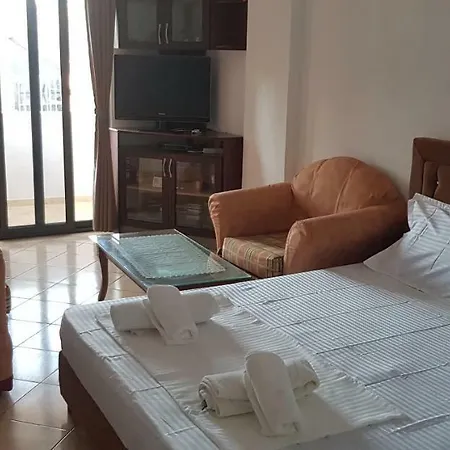 Dovinefa Apartmán Ksamil